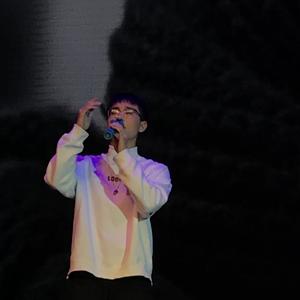 老骚逼求操视频
